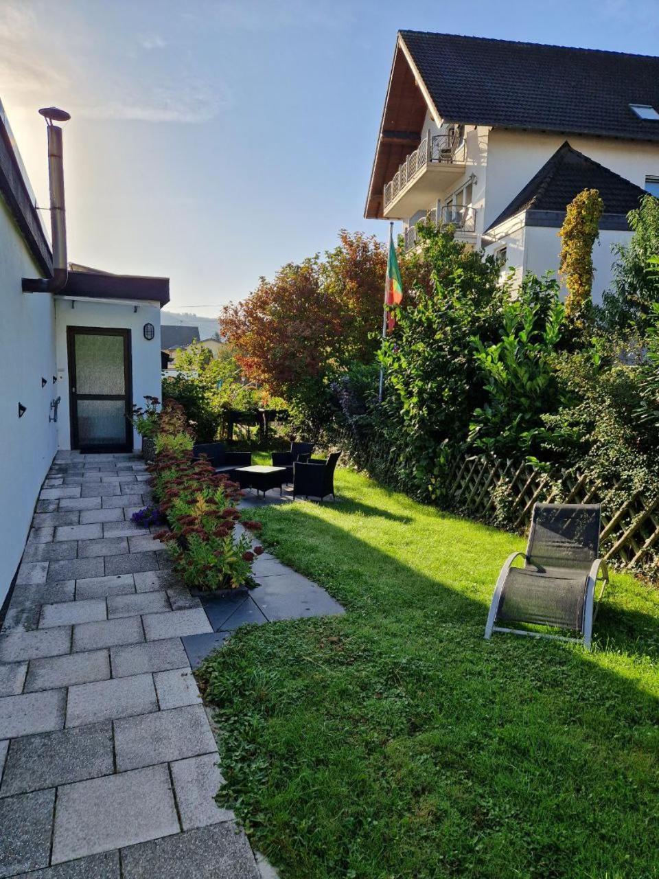 Weingut Im Moselkrampen Apartment Ellenz-Poltersdorf Exterior photo